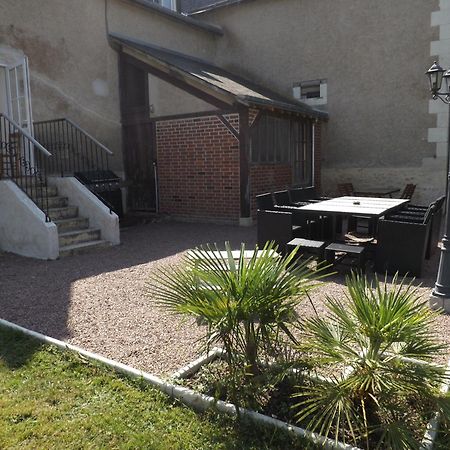 Le Domaine Du Cerf - Gites, Nature Et Spa Saint-Ouen-les-Vignes Exterior photo